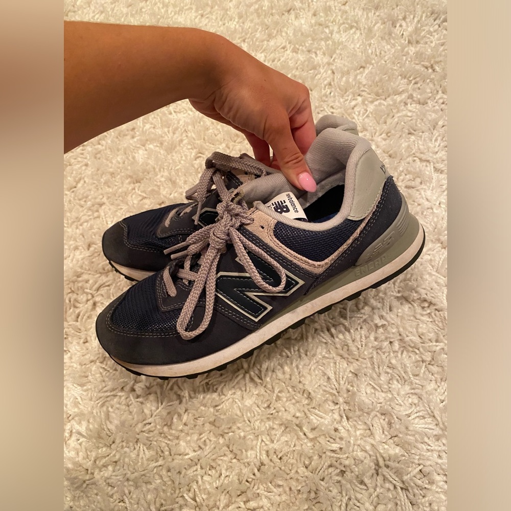 New balance navy shoes